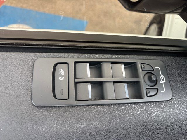 2022 Land Rover Discovery Sport P250 S R-Dynamic | San Antonio, TX | Clear Choice Automotive South 2022 Land Rover Discovery Sport P250 S R-Dynamic | San Antonio, TX | Clear Choice Automotive South