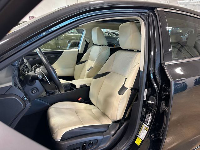 2022 Lexus ES 350 Base