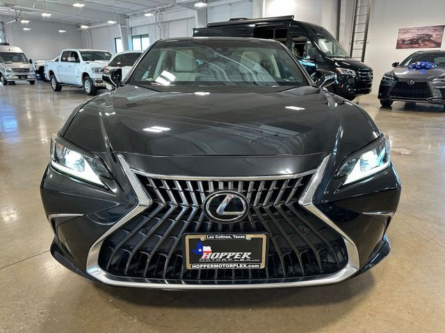 2022 Lexus ES 350 Base