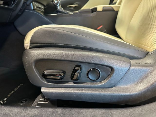 2022 Lexus ES 350 Premium Package Navigation Panoramic Roof | Irving, Texas | Hopper Motorplex