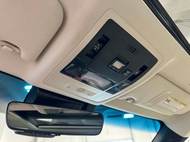 2022 Lexus ES 350 Premium Package Navigation Panoramic Roof | Irving, Texas | Hopper Motorplex