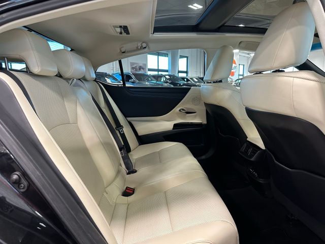2022 Lexus ES 350 Premium Package Navigation Panoramic Roof | Irving, Texas | Hopper Motorplex 2022 Lexus ES 350 Premium Package Navigation Panoramic Roof | Irving, Texas | Hopper Motorplex