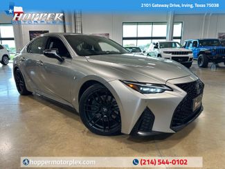 2022 Lexus Is
