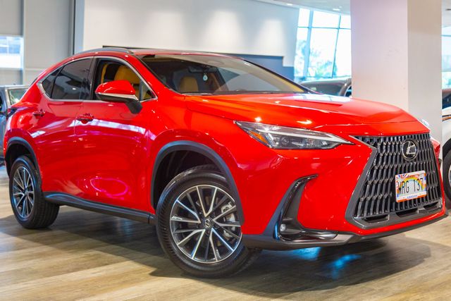 2022 Lexus NX at Autosource, photo 1