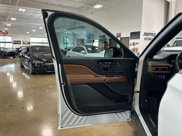 2022 Lincoln Aviator Reserve Twin Panel Panoramic Roof | Irving, Texas | Hopper Motorplex 2022 Lincoln Aviator Reserve Twin Panel Panoramic Roof | Irving, Texas | Hopper Motorplex