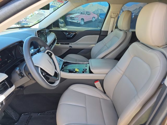 2022 Lincoln Aviator Standard 2022 Lincoln Aviator Standard