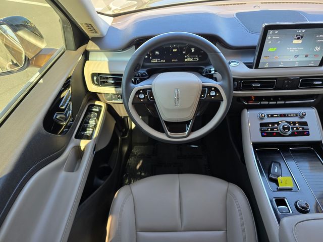 2022 Lincoln Aviator Standard 2022 Lincoln Aviator Standard