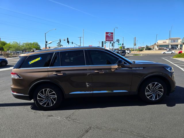2022 Lincoln Aviator Standard 2022 Lincoln Aviator Standard