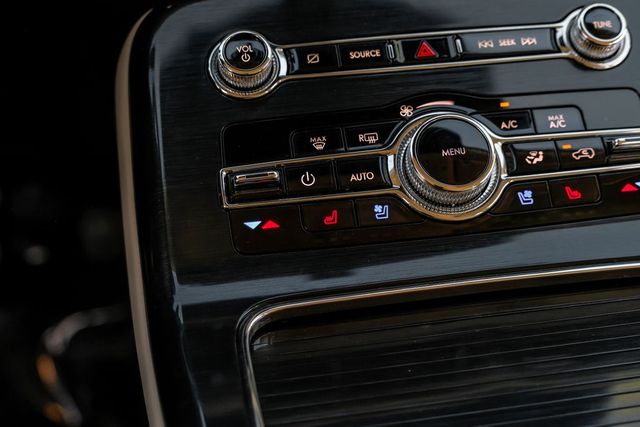 2022 Lincoln Nautilus Black Label