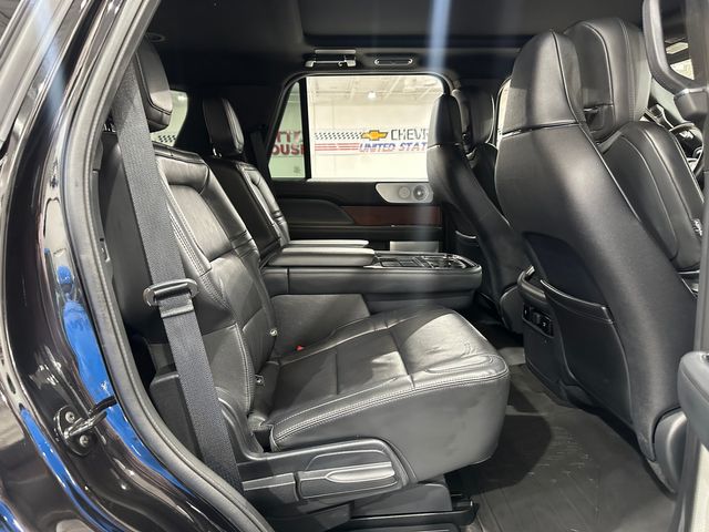 2022 Lincoln Navigator RESERVE 201 GROUP, PANO SUNROOF, 1-Owner, 69k | Dallas, Texas | Corvette Warehouse 2022 Lincoln Navigator RESERVE 201 GROUP, PANO SUNROOF, 1-Owner, 69k | Dallas, Texas | Corvette Warehouse