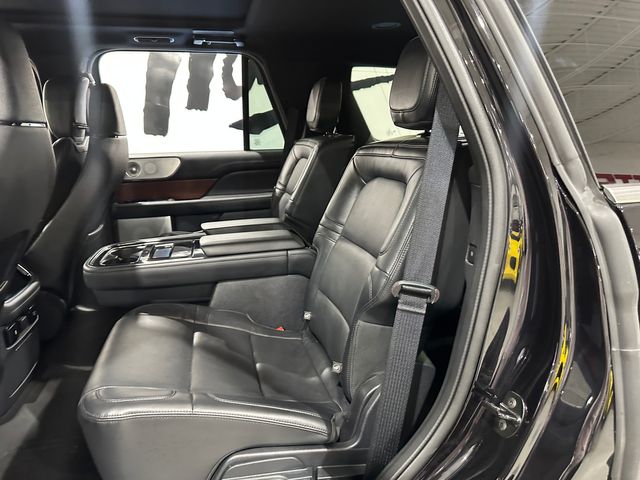 2022 Lincoln Navigator RESERVE 201 GROUP, PANO SUNROOF, 1-Owner, 68k | Dallas, Texas | Corvette Warehouse 2022 Lincoln Navigator RESERVE 201 GROUP, PANO SUNROOF, 1-Owner, 68k | Dallas, Texas | Corvette Warehouse