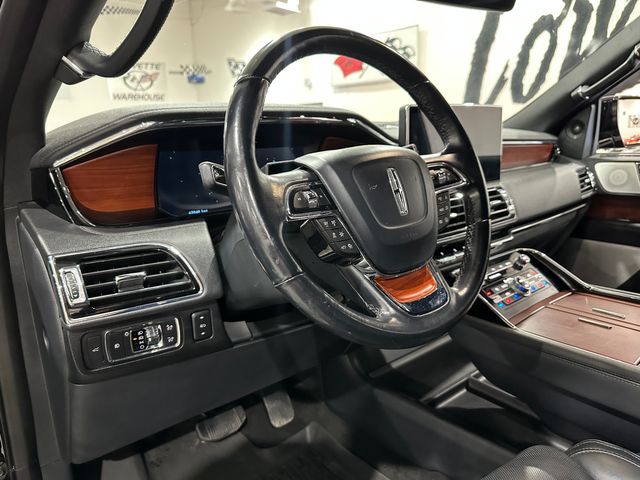 2022 Lincoln Navigator RESERVE 201 GROUP, PANO SUNROOF, 1-Owner, 68k | Dallas, Texas | Corvette Warehouse 2022 Lincoln Navigator RESERVE 201 GROUP, PANO SUNROOF, 1-Owner, 68k | Dallas, Texas | Corvette Warehouse