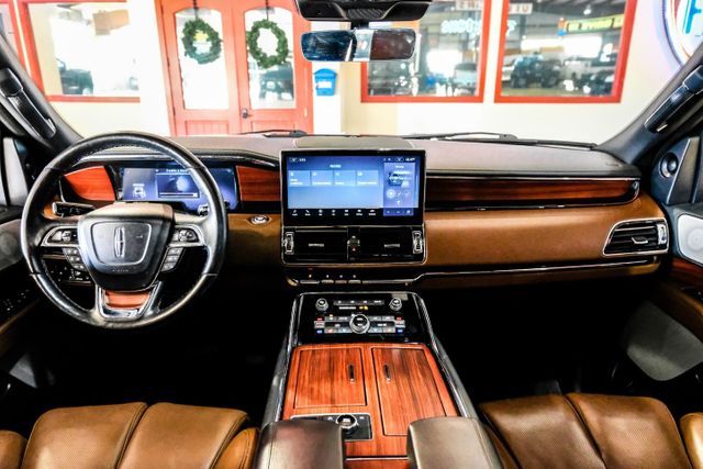 2022 Lincoln Navigator L Reserve | Addison, TX | Mr Car Guys 2022 Lincoln Navigator L Reserve | Addison, TX | Mr Car Guys