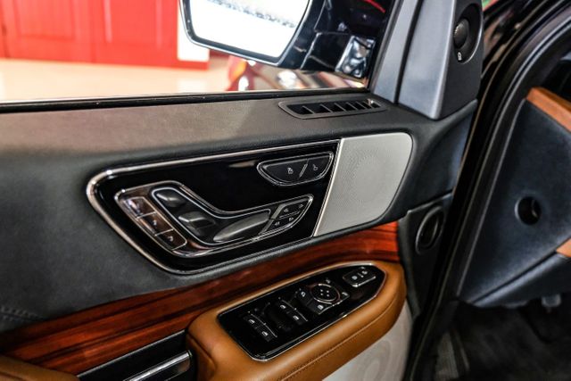 2022 Lincoln Navigator L Reserve | Addison, TX | Mr Car Guys 2022 Lincoln Navigator L Reserve | Addison, TX | Mr Car Guys