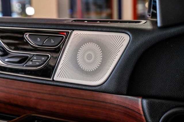 2022 Lincoln Navigator L Reserve | Addison, TX | Mr Car Guys 2022 Lincoln Navigator L Reserve | Addison, TX | Mr Car Guys