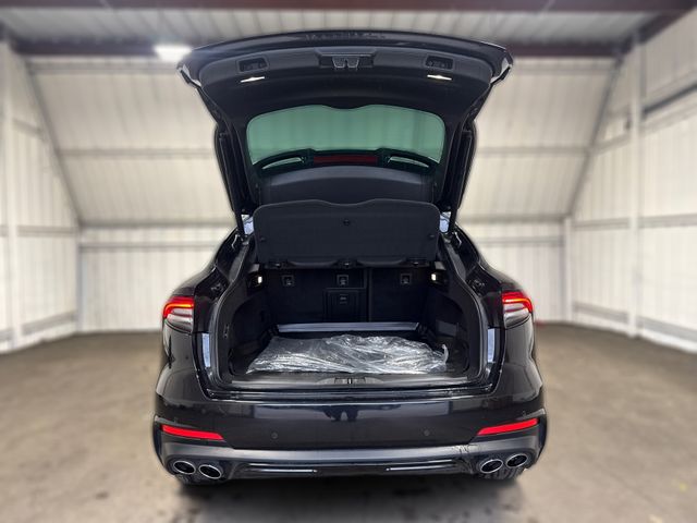 2022 Maserati LEVANTE BASE | Houston, TX | Texas Star Motors 2022 Maserati LEVANTE BASE | Houston, TX | Texas Star Motors