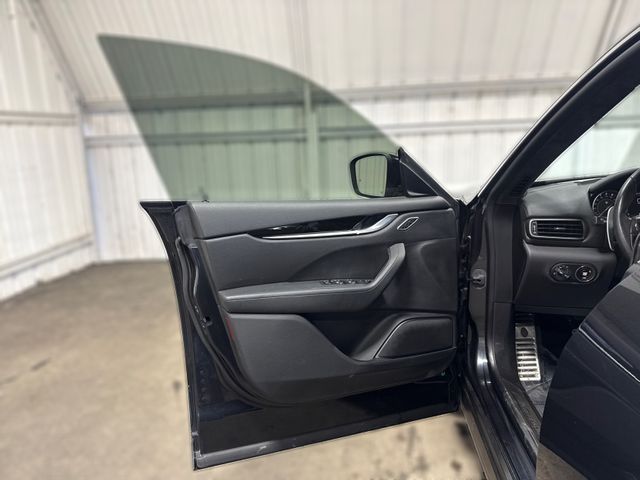 2022 Maserati LEVANTE BASE 2022 Maserati LEVANTE BASE