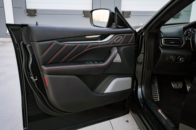 2022 Maserati Levante Trofeo | Mesquite, TX | Texas Autos Direct 2022 Maserati Levante Trofeo | Mesquite, TX | Texas Autos Direct