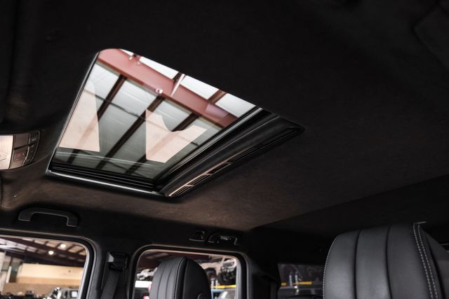 2022 Mercedes-Benz G-Class G 550 ROOF,NAV,22" BRABUS,LTHR,EXCLUSIVE PACK,14K | Carrollton, TX | Texas Vehicle Exchange