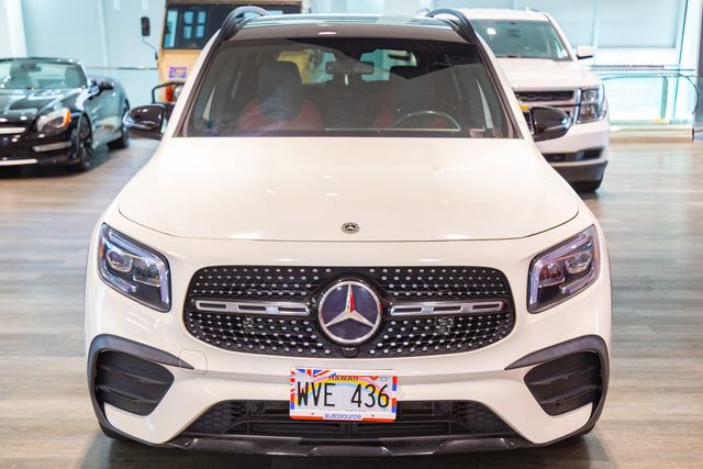 2022 Mercedes-Benz GLB 250 AMG Line/Night Package at Autosource, photo 3