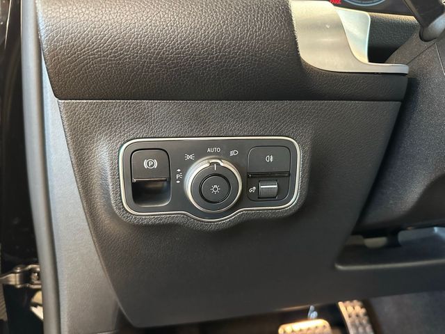 2022 Mercedes-Benz GLB GLB 250 AMG Line Parking Assistance Premium Pac... | Irving, Texas | Hopper Motorplex 2022 Mercedes-Benz GLB GLB 250 AMG Line Parking Assistance Premium Pac... | Irving, Texas | Hopper Motorplex