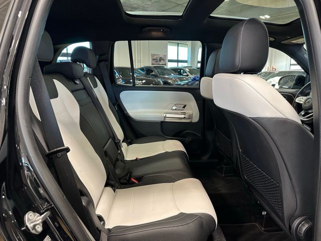 2022 Mercedes-Benz GLB GLB 250 AMG Line Parking Assistance Premium Pac... | Irving, Texas | Hopper Motorplex