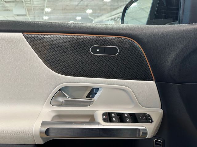 2022 Mercedes-Benz GLB 250