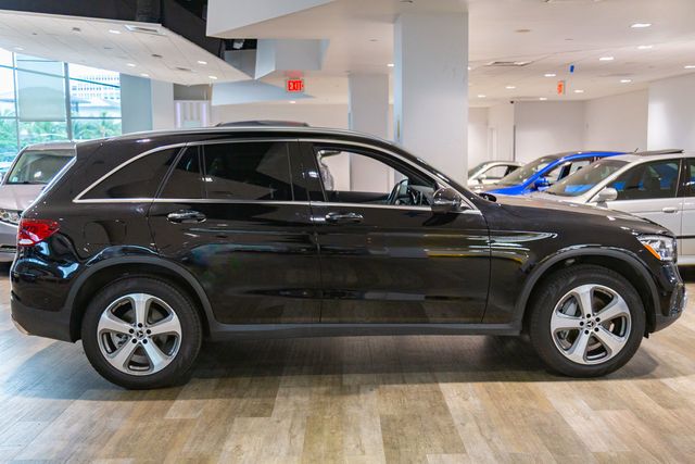 2022 Mercedes-Benz GLC 300