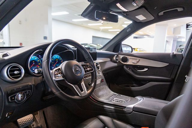 2022 Mercedes-Benz GLC 300