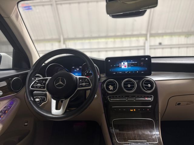 2022 Mercedes-Benz GLC 300 | Houston, TX | Texas Star Motors 2022 Mercedes-Benz GLC 300 | Houston, TX | Texas Star Motors