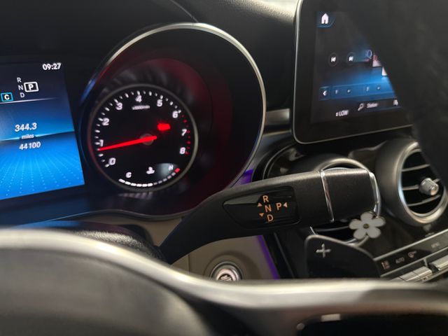 2022 Mercedes-Benz GLC 300 | Houston, TX | Texas Star Motors 2022 Mercedes-Benz GLC 300 | Houston, TX | Texas Star Motors