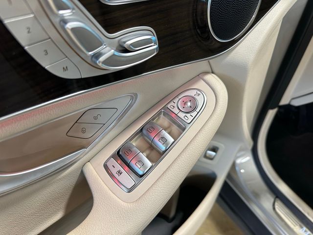 2022 Mercedes-Benz GLC GLC 300 Premium Package | Irving, Texas | Hopper Motorplex 2022 Mercedes-Benz GLC GLC 300 Premium Package | Irving, Texas | Hopper Motorplex