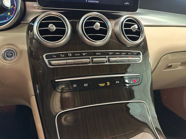 2022 Mercedes-Benz GLC GLC 300 Premium Package | Irving, Texas | Hopper Motorplex 2022 Mercedes-Benz GLC GLC 300 Premium Package | Irving, Texas | Hopper Motorplex