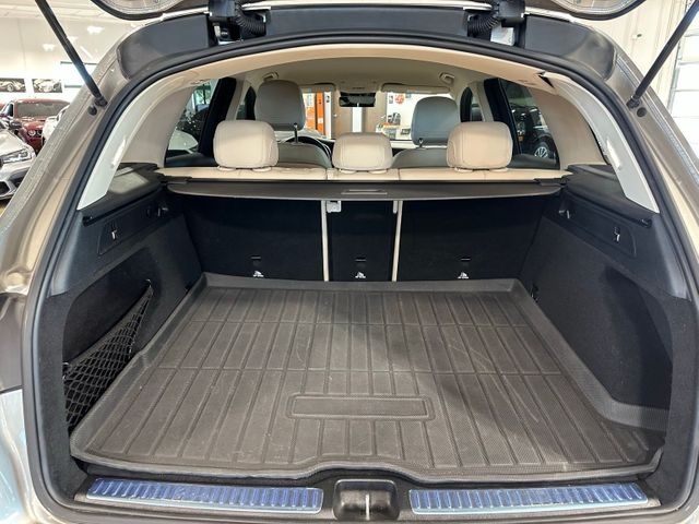2022 Mercedes-Benz GLC GLC 300 Premium Package | Irving, Texas | Hopper Motorplex 2022 Mercedes-Benz GLC GLC 300 Premium Package | Irving, Texas | Hopper Motorplex