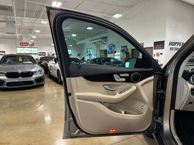 2022 Mercedes-Benz GLC GLC 300 Premium Package | Irving, Texas | Hopper Motorplex 2022 Mercedes-Benz GLC GLC 300 Premium Package | Irving, Texas | Hopper Motorplex