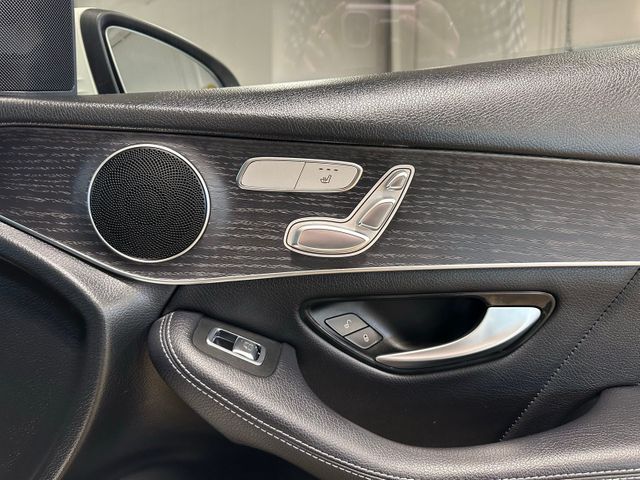 2022 Mercedes-Benz GLC GLC 300 4MATIC AMG Line Premium Package Illum... | Irving, Texas | Hopper Motorplex 2022 Mercedes-Benz GLC GLC 300 4MATIC AMG Line Premium Package Illum... | Irving, Texas | Hopper Motorplex