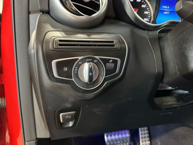 2022 Mercedes-Benz GLC GLC 300 Coupe 4MATIC AMG Line Night Package | Irving, Texas | Hopper Motorplex 2022 Mercedes-Benz GLC GLC 300 Coupe 4MATIC AMG Line Night Package | Irving, Texas | Hopper Motorplex