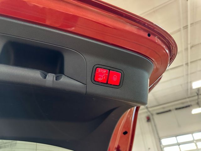 2022 Mercedes-Benz GLC GLC 300 Coupe 4MATIC AMG Line Night Package | Irving, Texas | Hopper Motorplex 2022 Mercedes-Benz GLC GLC 300 Coupe 4MATIC AMG Line Night Package | Irving, Texas | Hopper Motorplex