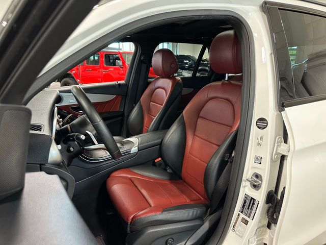 2022 Mercedes-Benz GLC GLC 300 | Irving, Texas | Hopper Motorplex 2022 Mercedes-Benz GLC GLC 300 | Irving, Texas | Hopper Motorplex