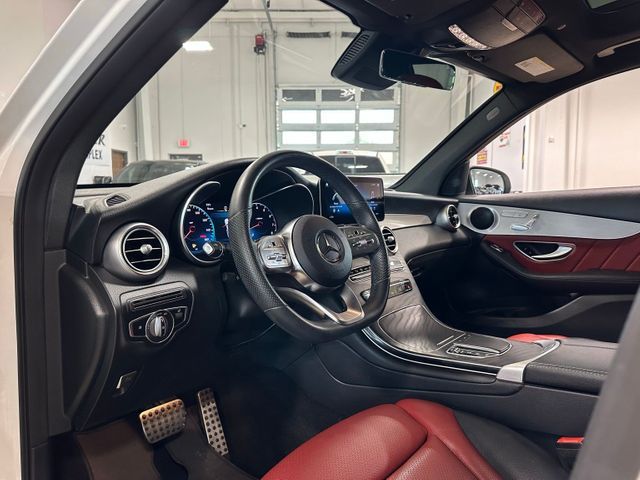 2022 Mercedes-Benz GLC 300