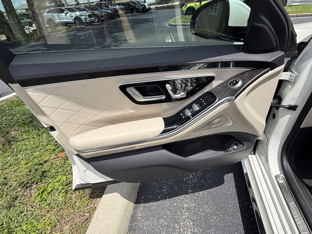 2022 Mercedes-Benz S-Class S 580 4MATIC $132k MSRP LOADED WHITE/WHITE 1 OWNER | Plant City, FL | psv5 DEMO - Bayshore Automotive 2022 Mercedes-Benz S-Class S 580 4MATIC $132k MSRP LOADED WHITE/WHITE 1 OWNER | Plant City, FL | psv5 DEMO - Bayshore Automotive