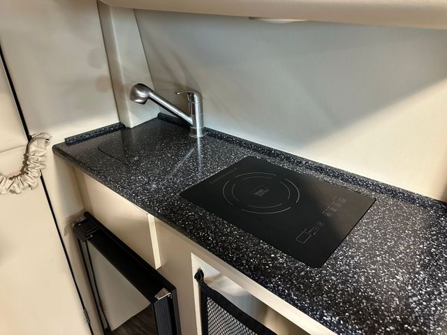 2022 Mercedes-Benz Sprinter 3500 Cargo 170 WB High Roof Ultimate Toys Ultra Luxe RV | Irving, Texas | Hopper Motorplex