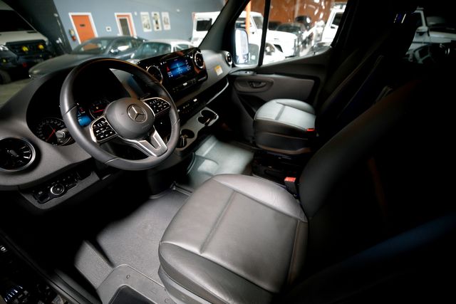 2022 Mercedes-Benz Sprinter 2500 | Burbank, California | MDK International