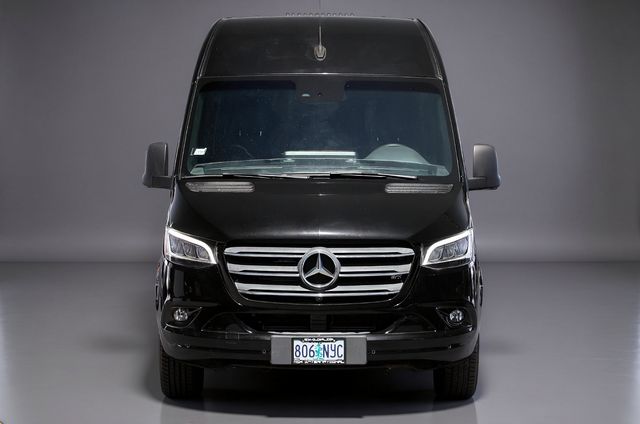 2022 Mercedes-Benz Sprinter 2500 | Burbank, California | MDK International