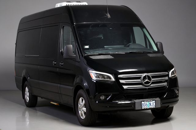 2022 Mercedes-Benz Sprinter 2500 | Burbank, California | MDK International 2022 Mercedes-Benz Sprinter 2500 | Burbank, California | MDK International