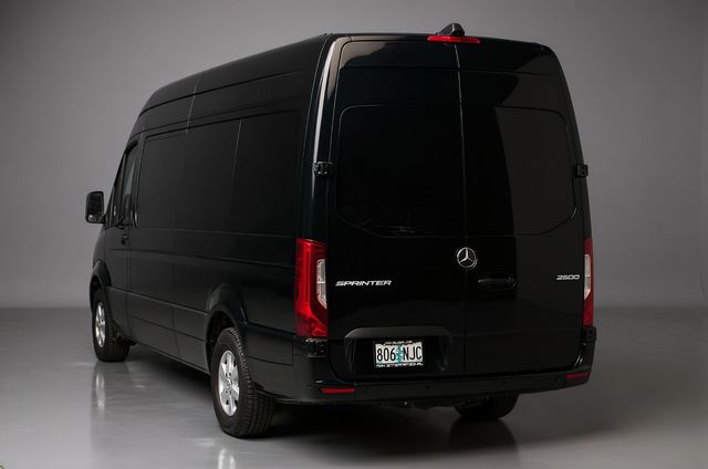 2022 Mercedes-Benz Sprinter 2500 | Burbank, California | MDK International