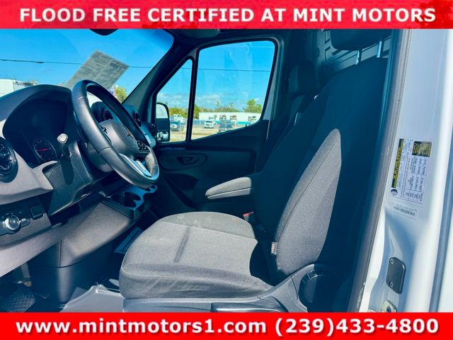 2022 Mercedes-Benz Sprinter 1500 | Fort Myers, FL | Mint Motors 2022 Mercedes-Benz Sprinter 1500 | Fort Myers, FL | Mint Motors