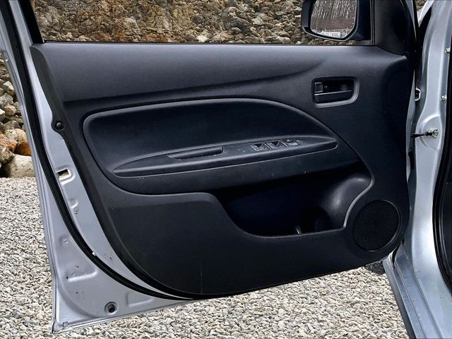 2022 Mitsubishi Mirage ES