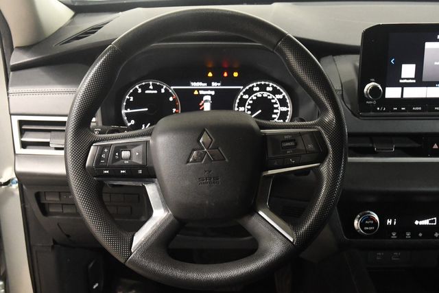 2022 Mitsubishi Outlander ES | Branford, CT | Sound Auto Wholesalers 2022 Mitsubishi Outlander ES | Branford, CT | Sound Auto Wholesalers