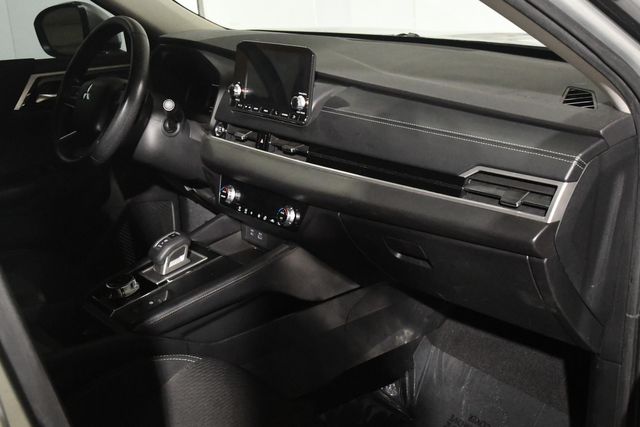 2022 Mitsubishi Outlander ES | Branford, CT | Sound Auto Wholesalers 2022 Mitsubishi Outlander ES | Branford, CT | Sound Auto Wholesalers